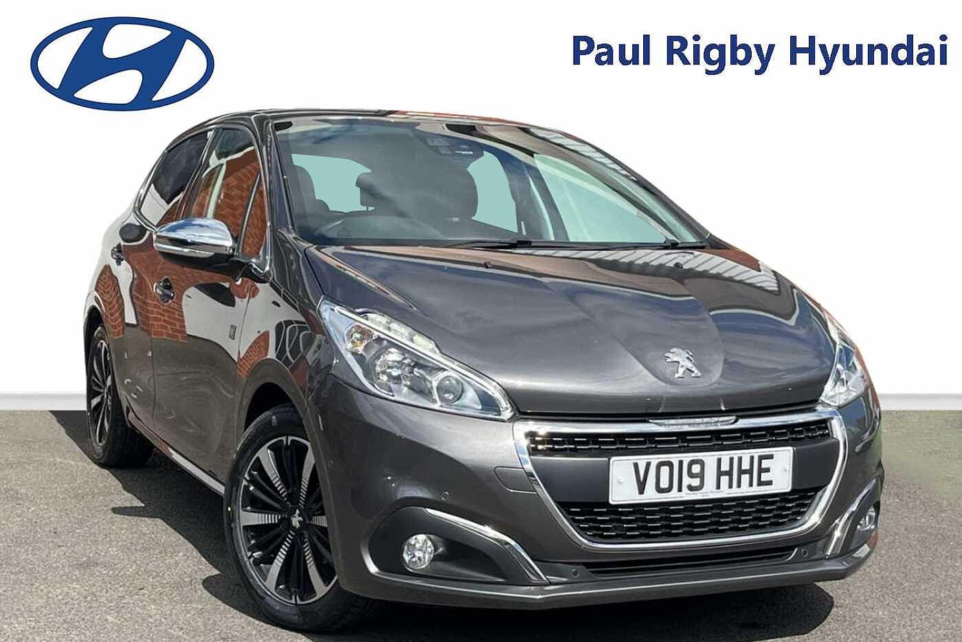 Main listing image - Peugeot 208