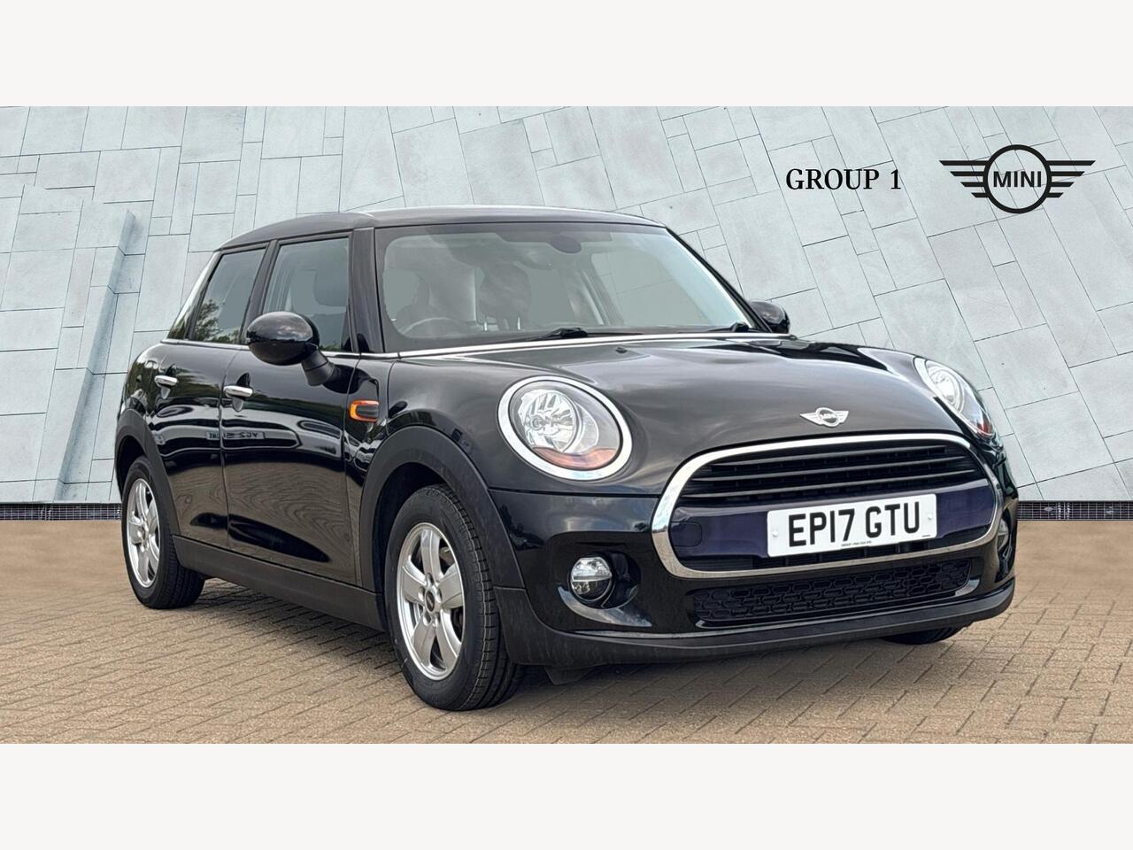 Main listing image - MINI Hatchback 5dr