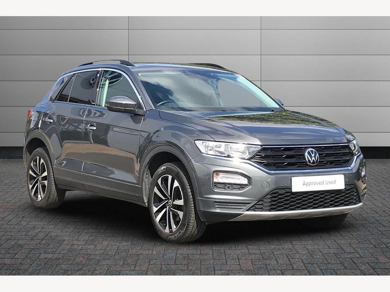 Main listing image - Volkswagen T-Roc