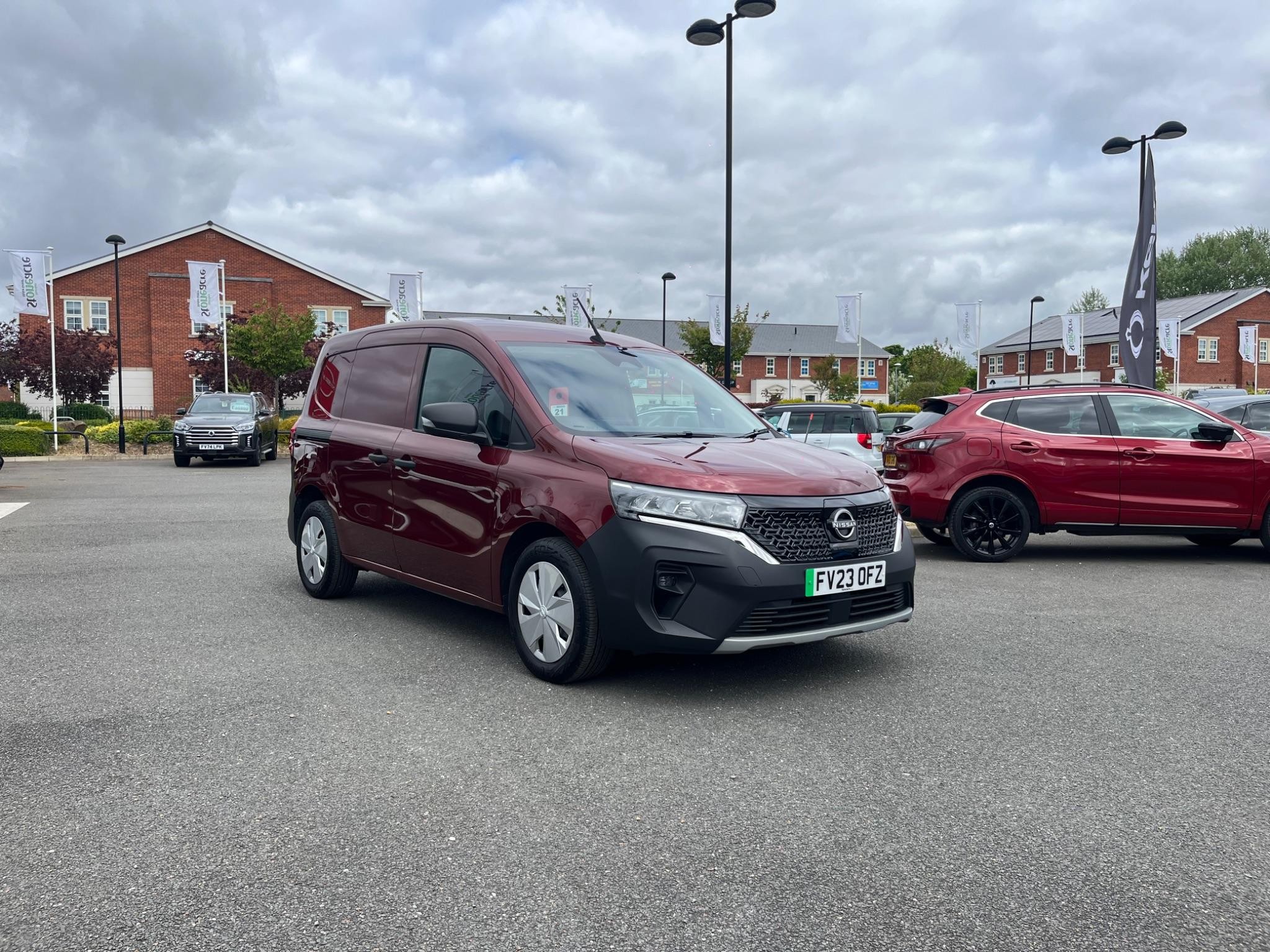Main listing image - Nissan Townstar
