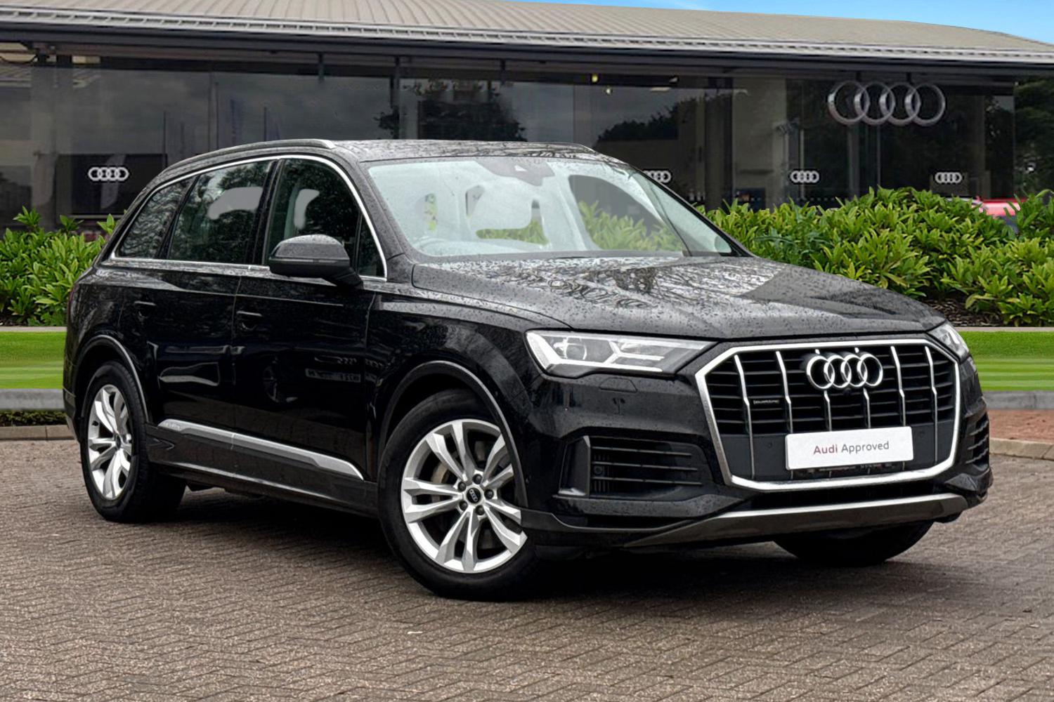 Main listing image - Audi Q7