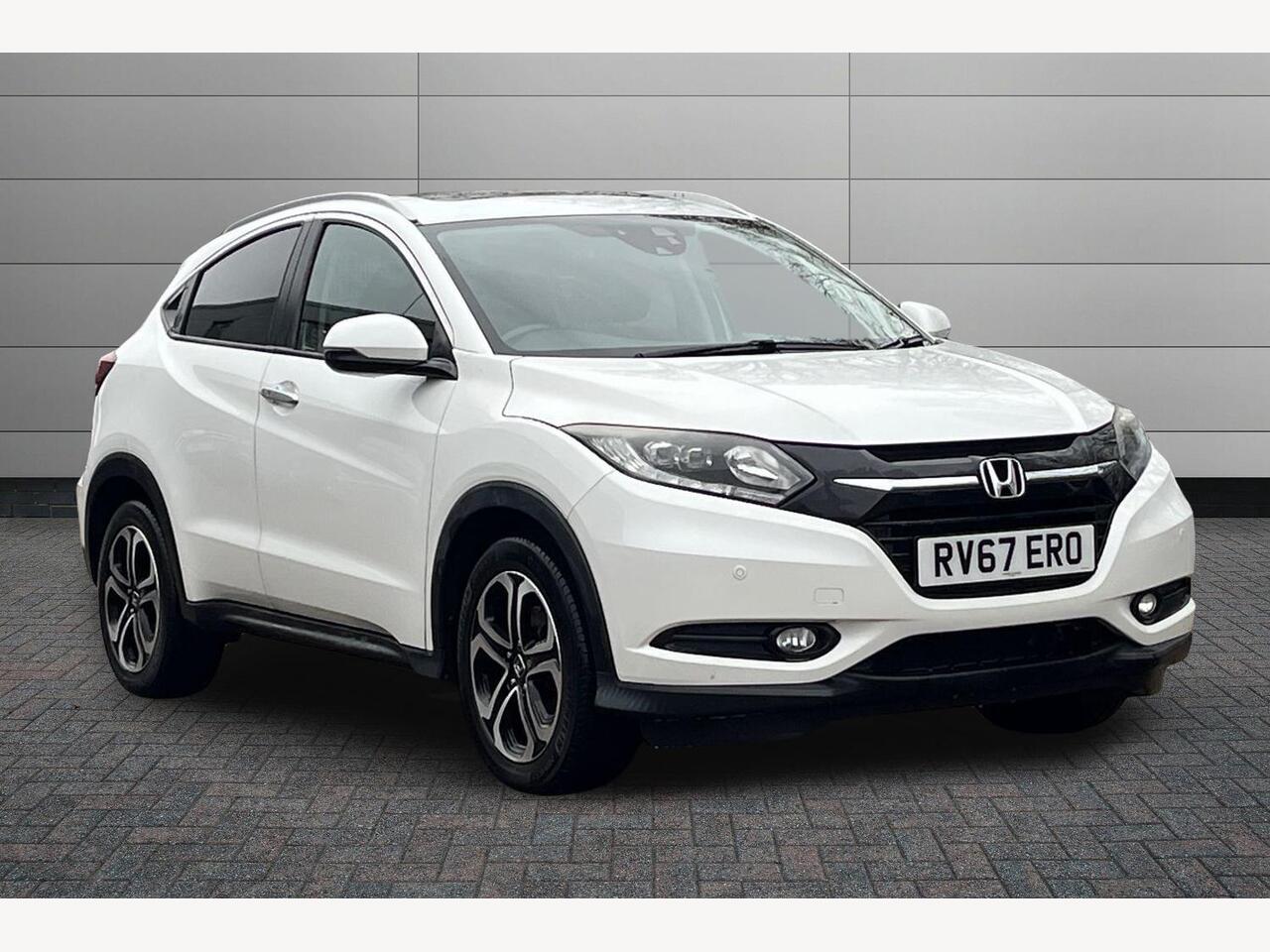 Main listing image - Honda HR-V