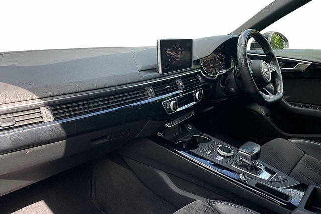 Audi A4 Avant 40 TFSI Black Edition 5dr S Tronic