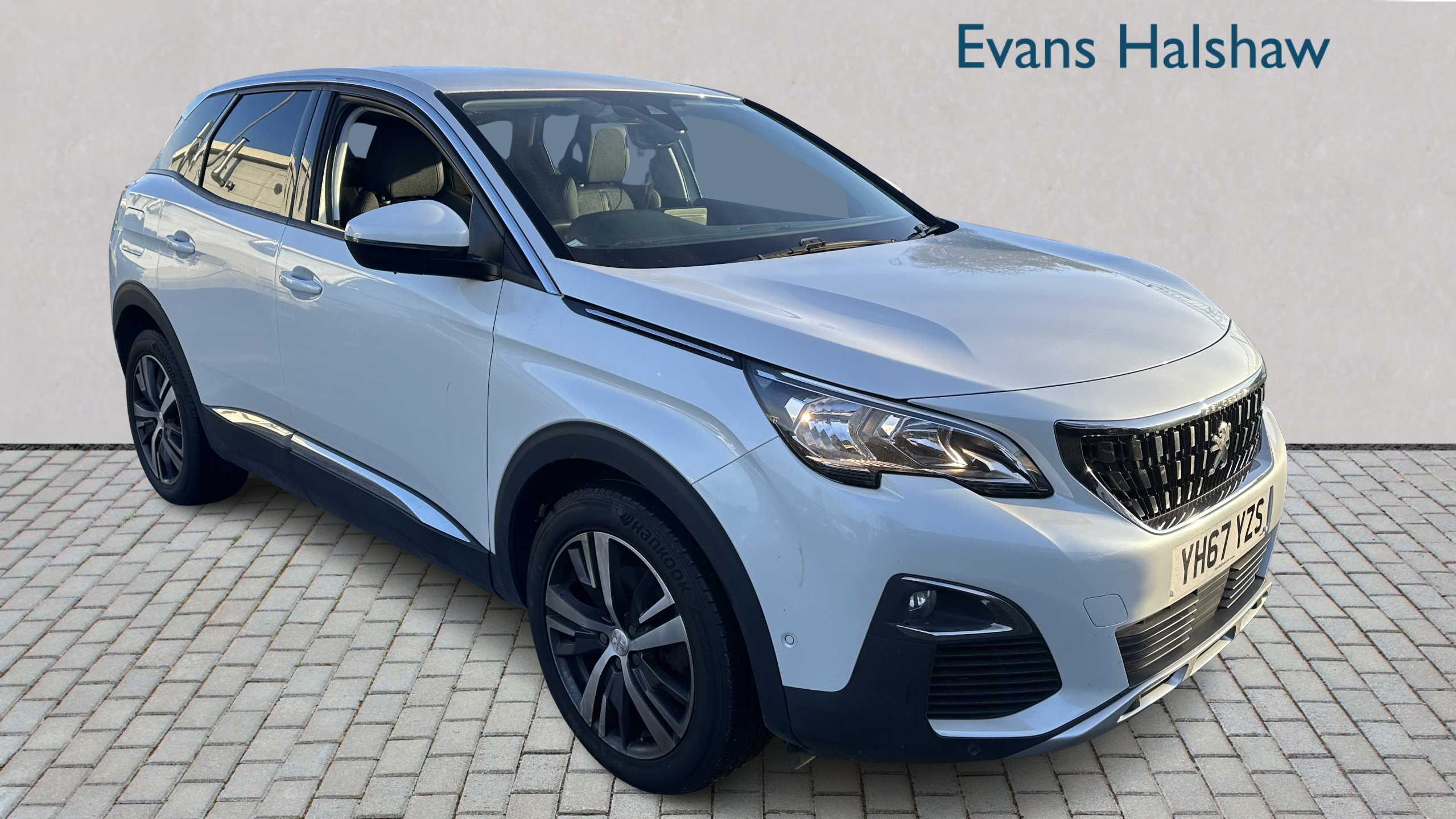 Main listing image - Peugeot 3008