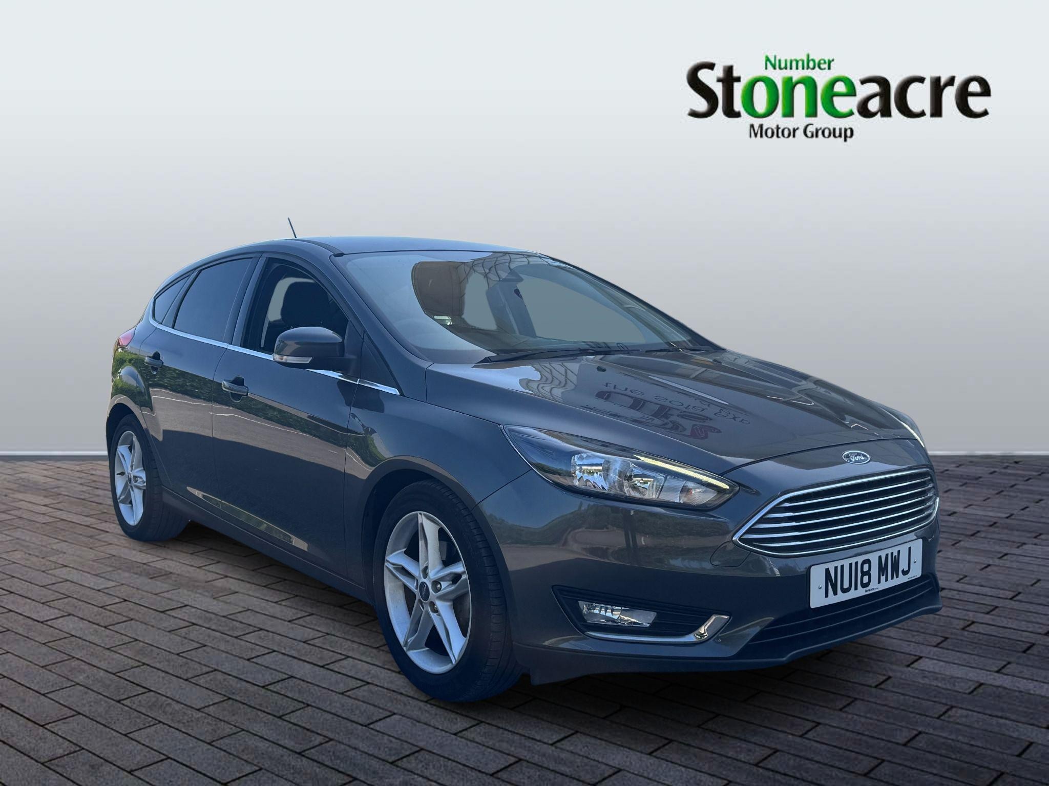 Main listing image - Ford Focus