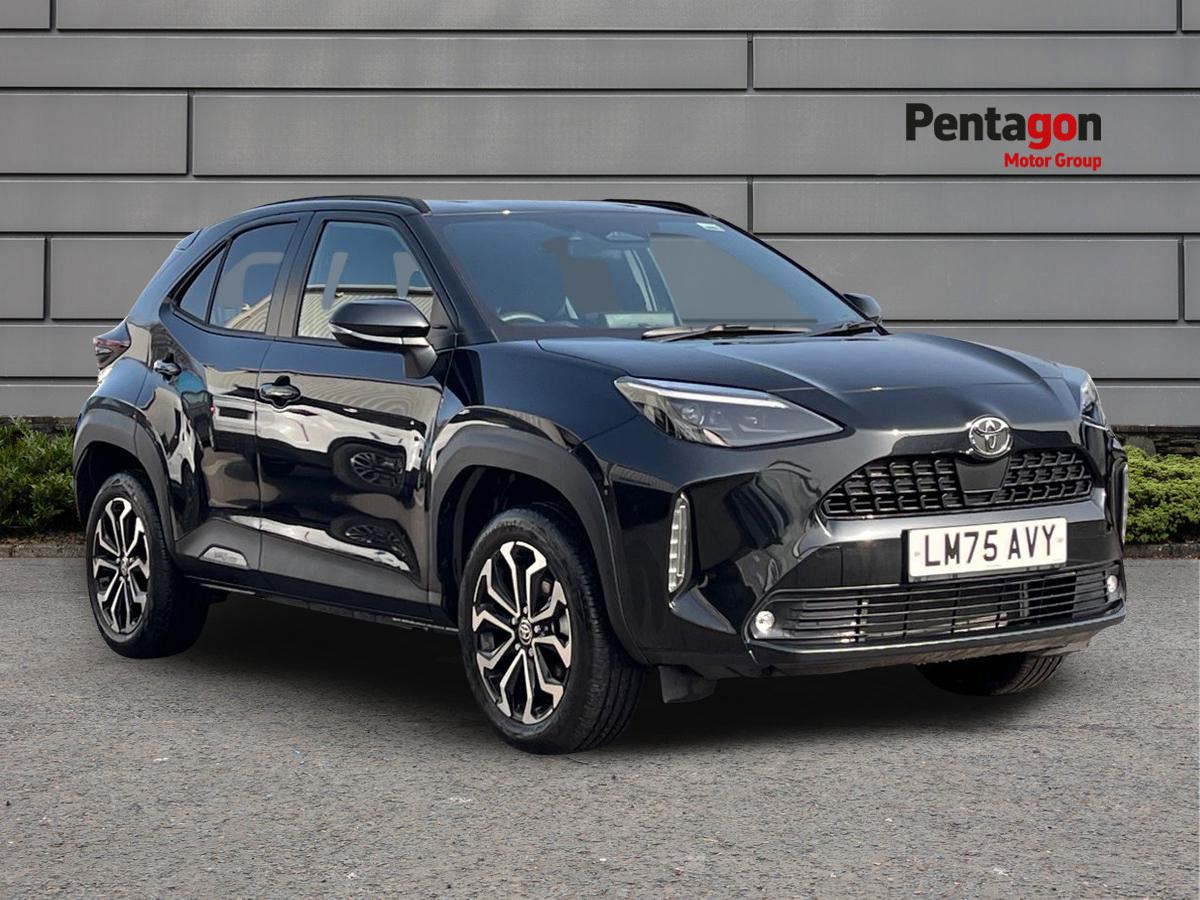 Main listing image - Toyota Yaris Cross