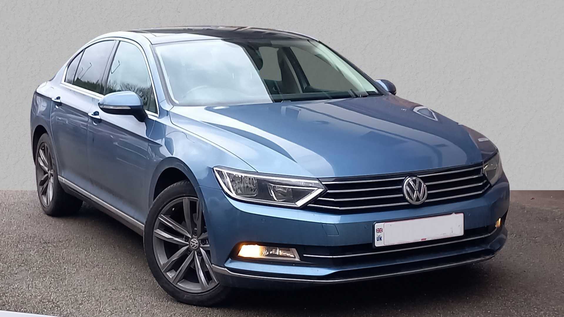 Main listing image - Volkswagen Passat