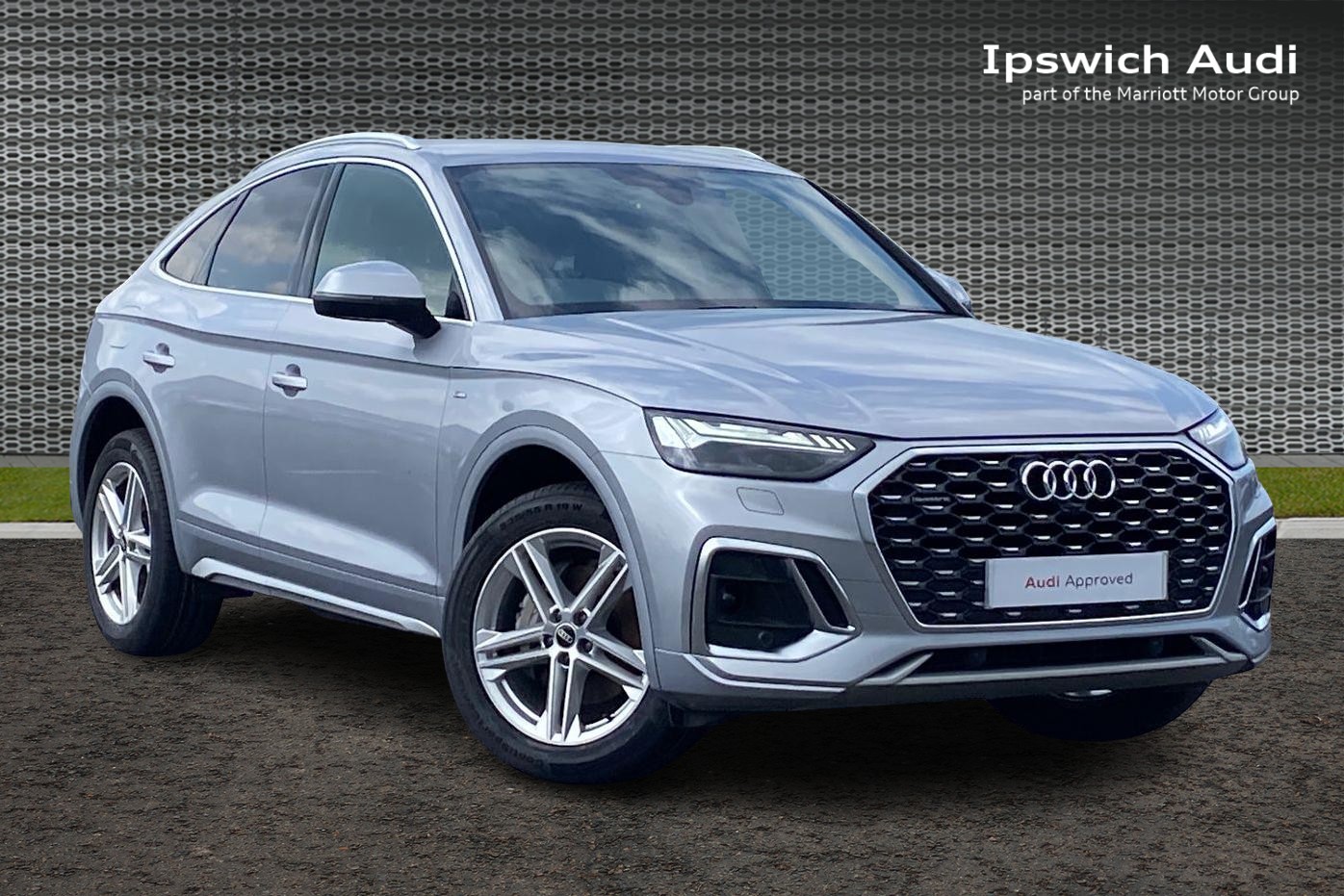 Main listing image - Audi Q5 Sportback