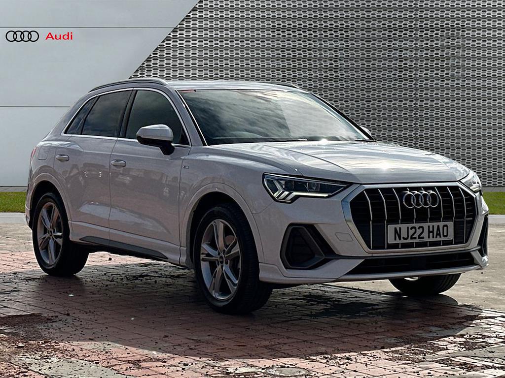 Main listing image - Audi Q3