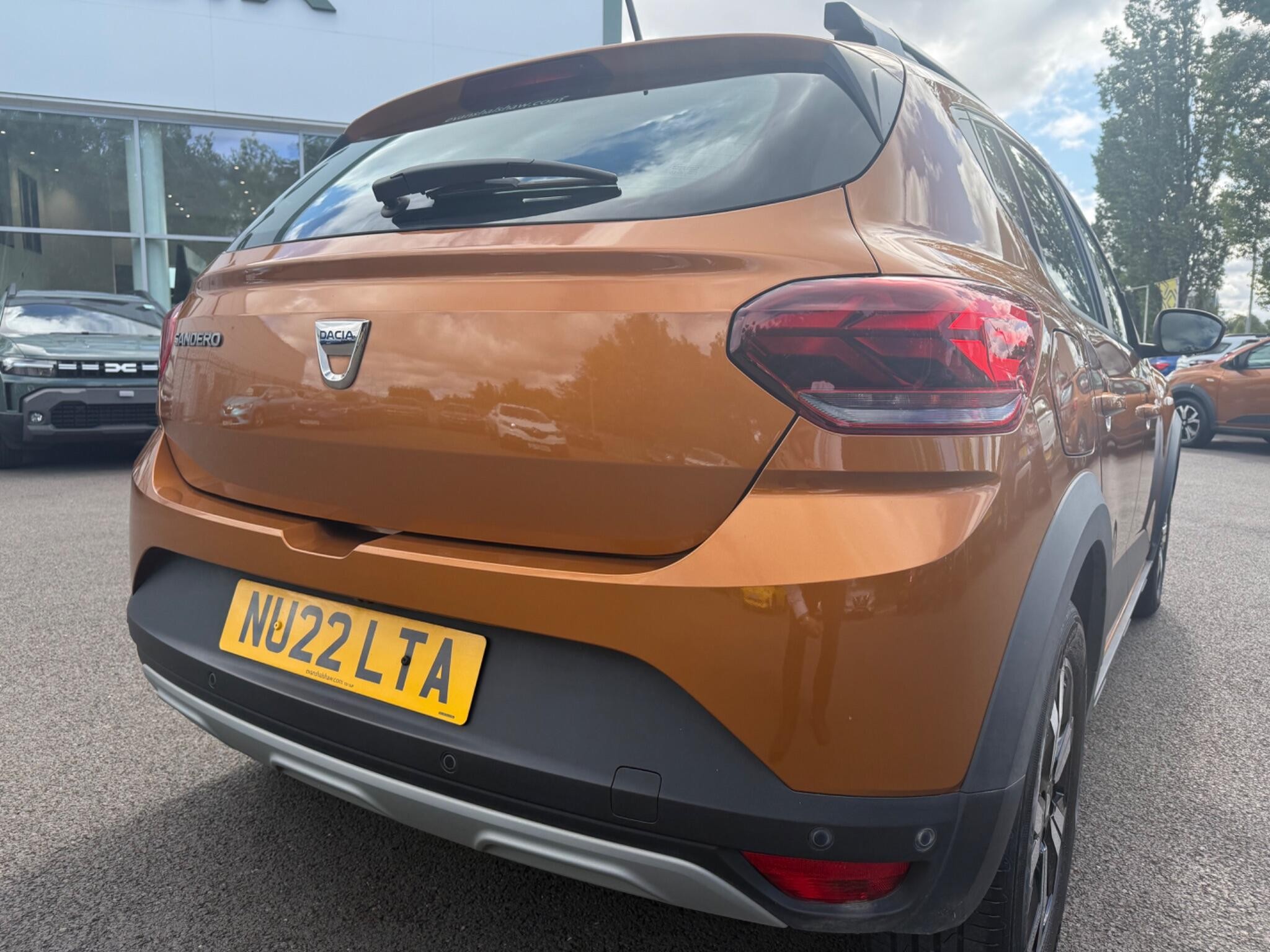 Main listing image - Dacia Sandero Stepway