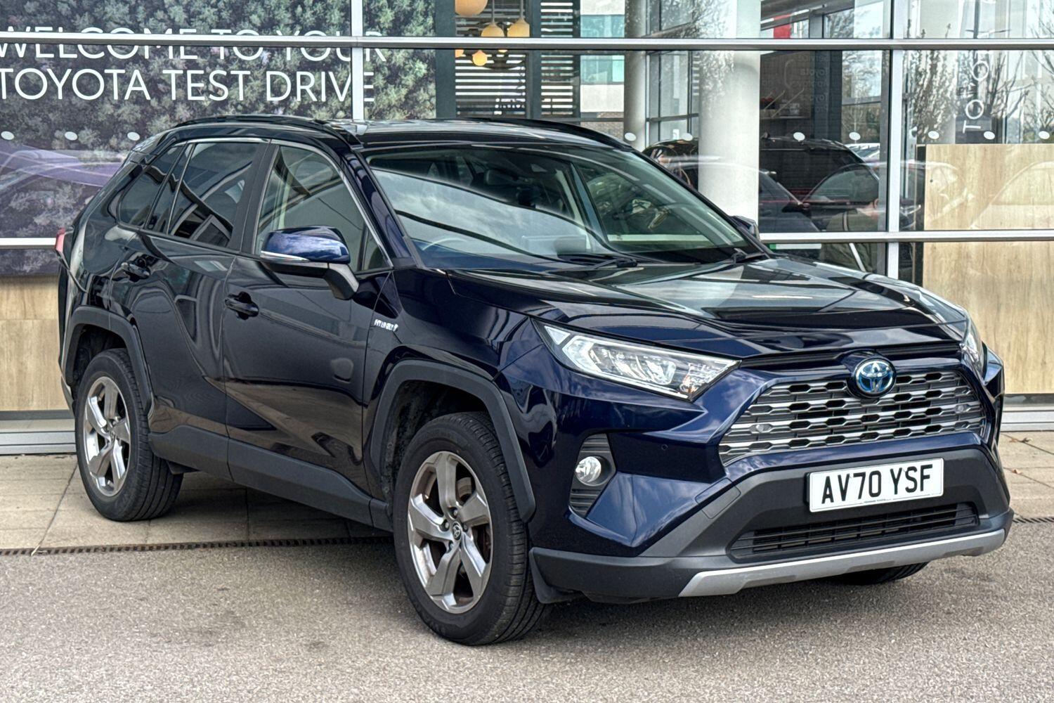 Main listing image - Toyota RAV4