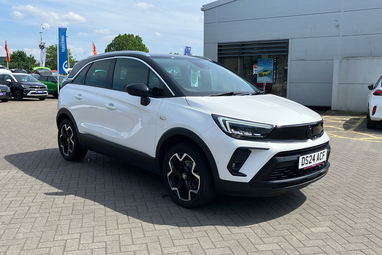 Main listing image - Vauxhall Crossland