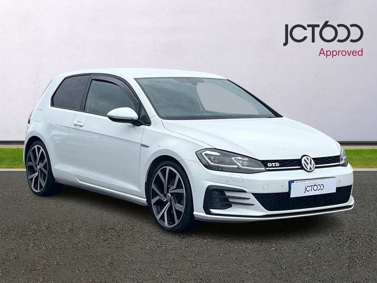 Main listing image - Volkswagen Golf