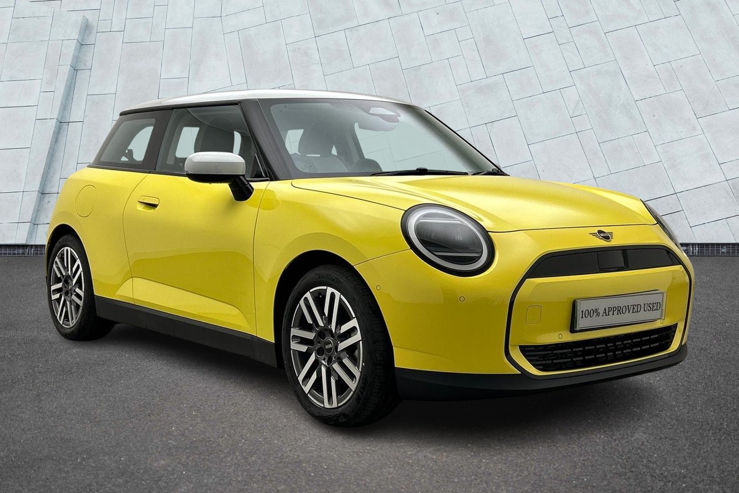Main listing image - MINI Electric