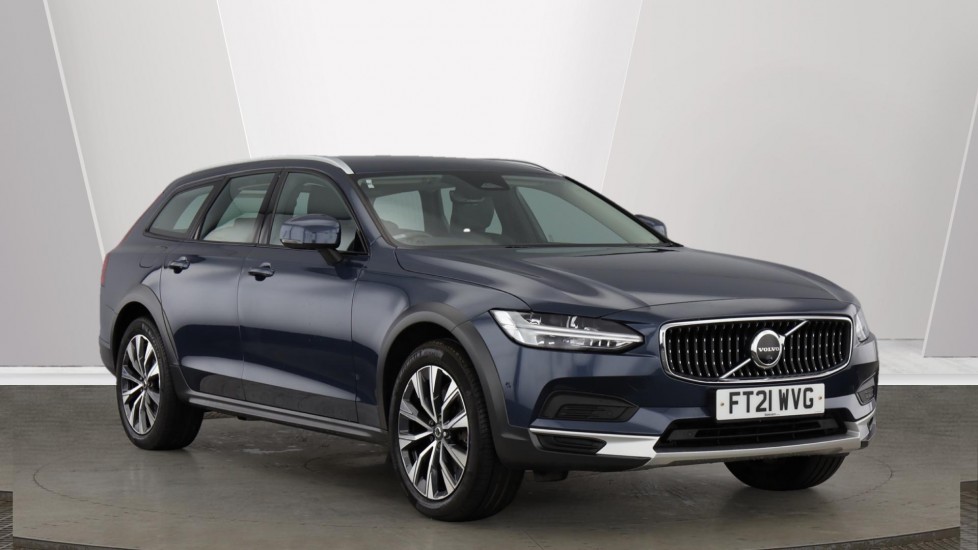 Main listing image - Volvo V90 Cross Country