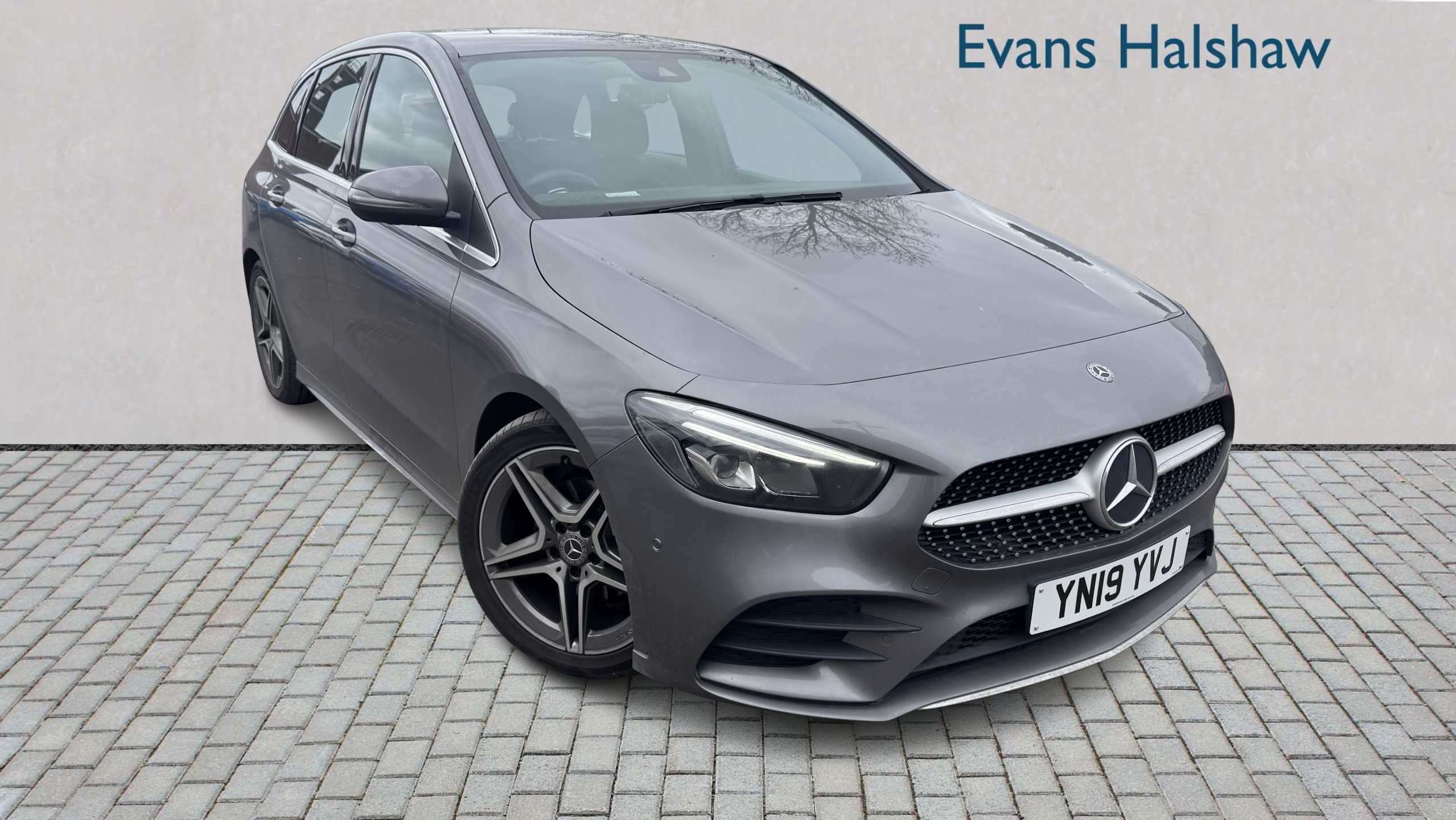 Main listing image - Mercedes-Benz B-Class