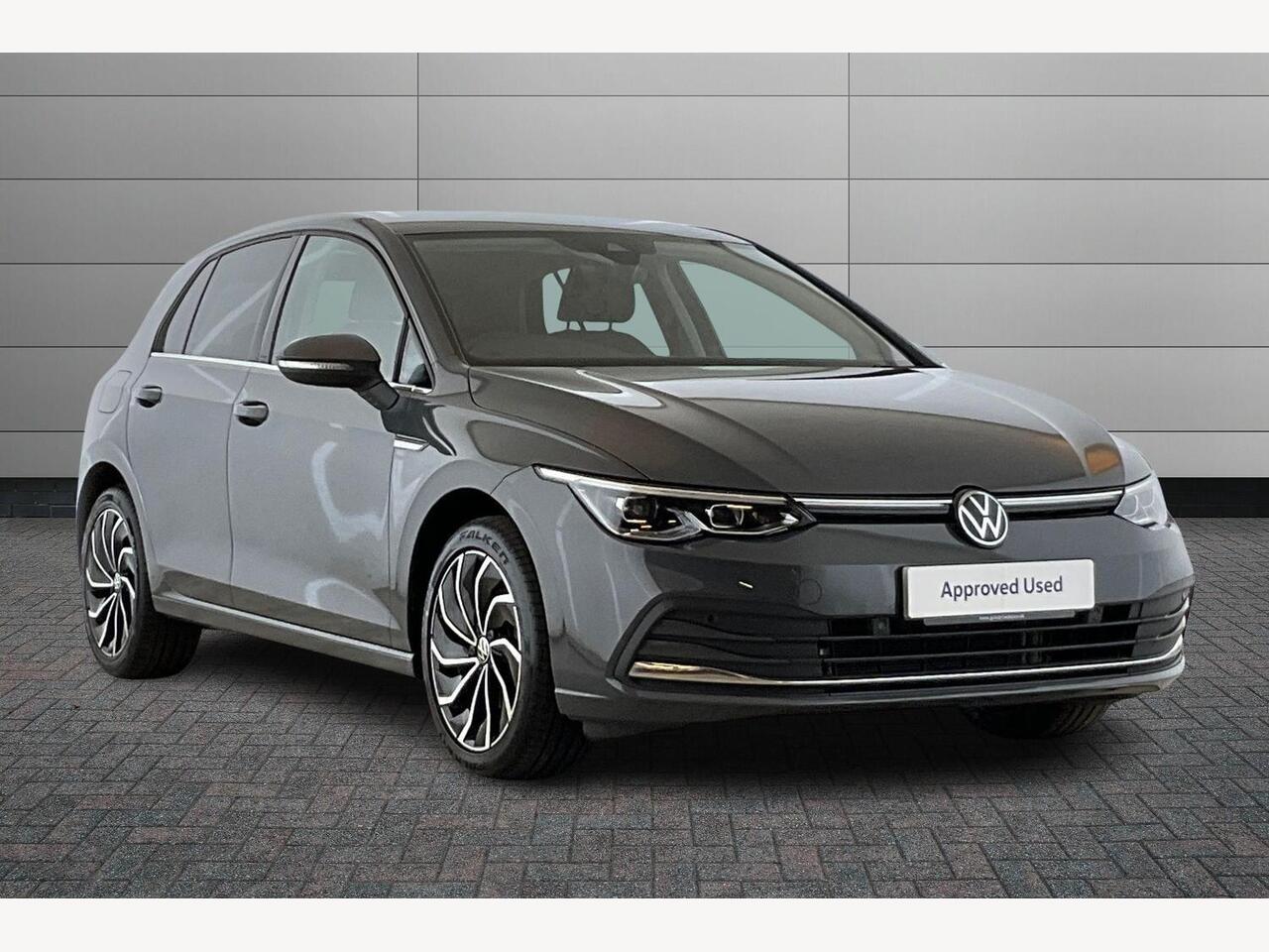 Main listing image - Volkswagen Golf