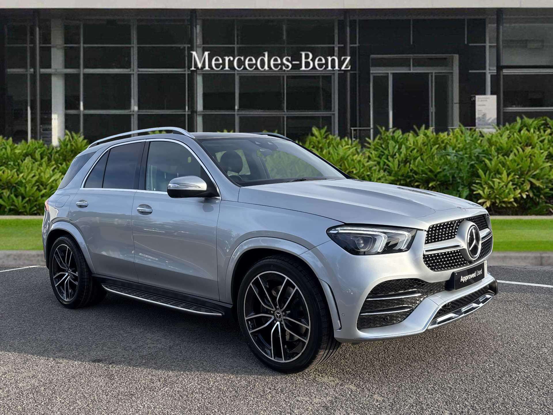 Main listing image - Mercedes-Benz GLE