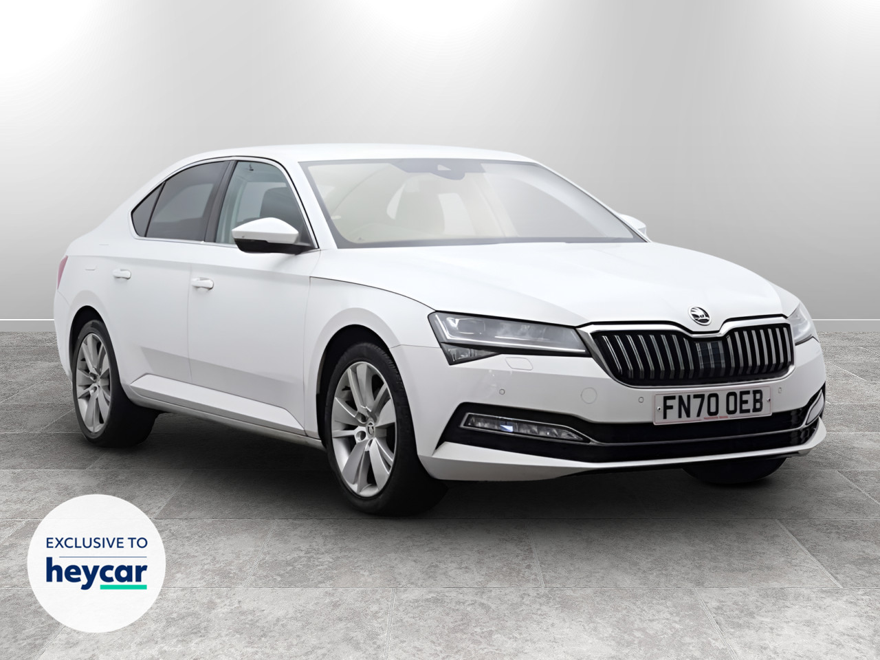 Main listing image - Skoda Superb