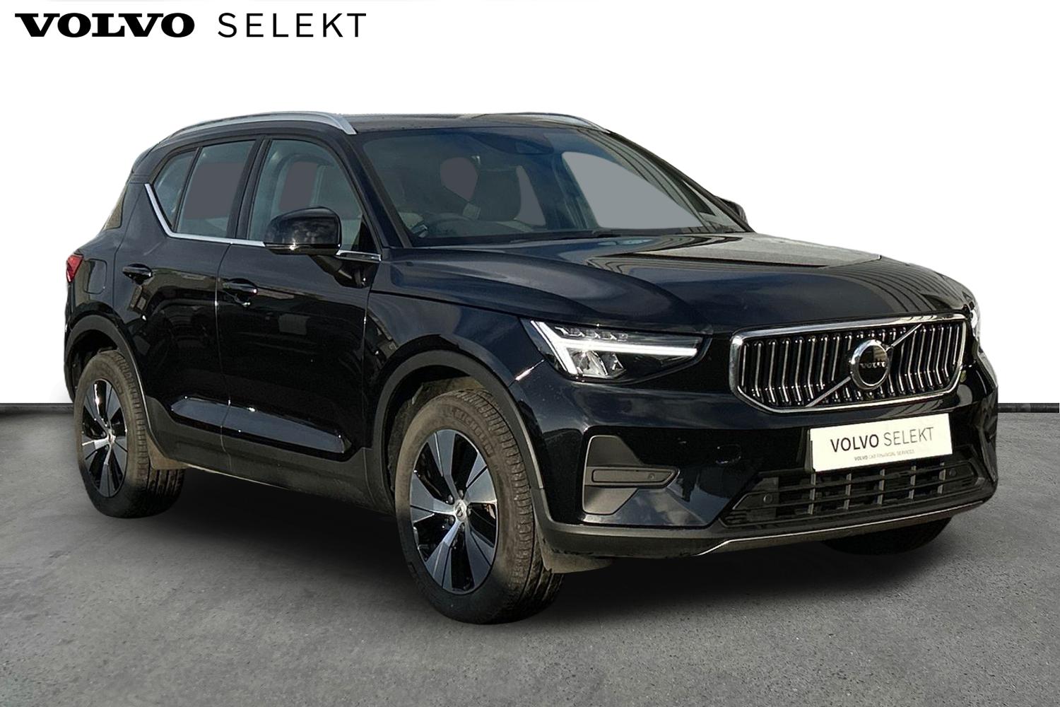 Main listing image - Volvo XC40 Recharge