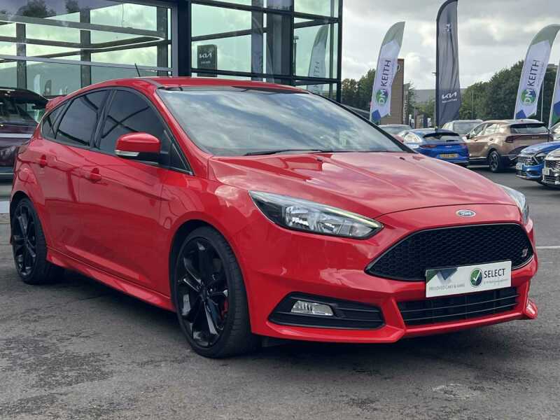 Main listing image - Ford Focus ST