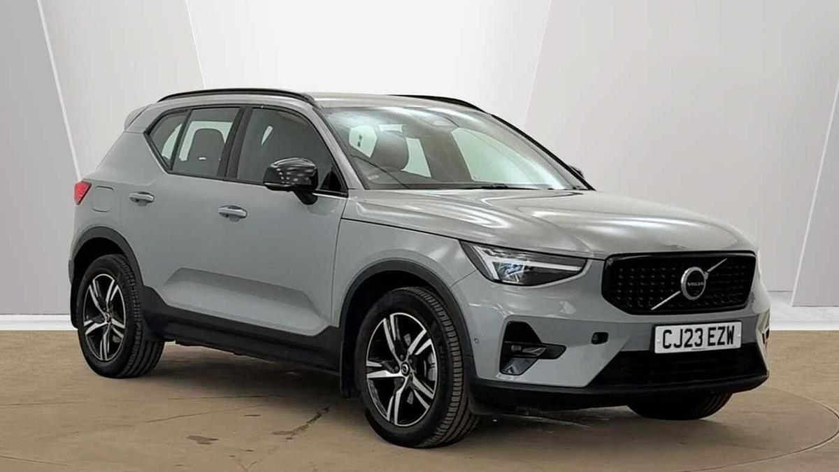 Main listing image - Volvo XC40