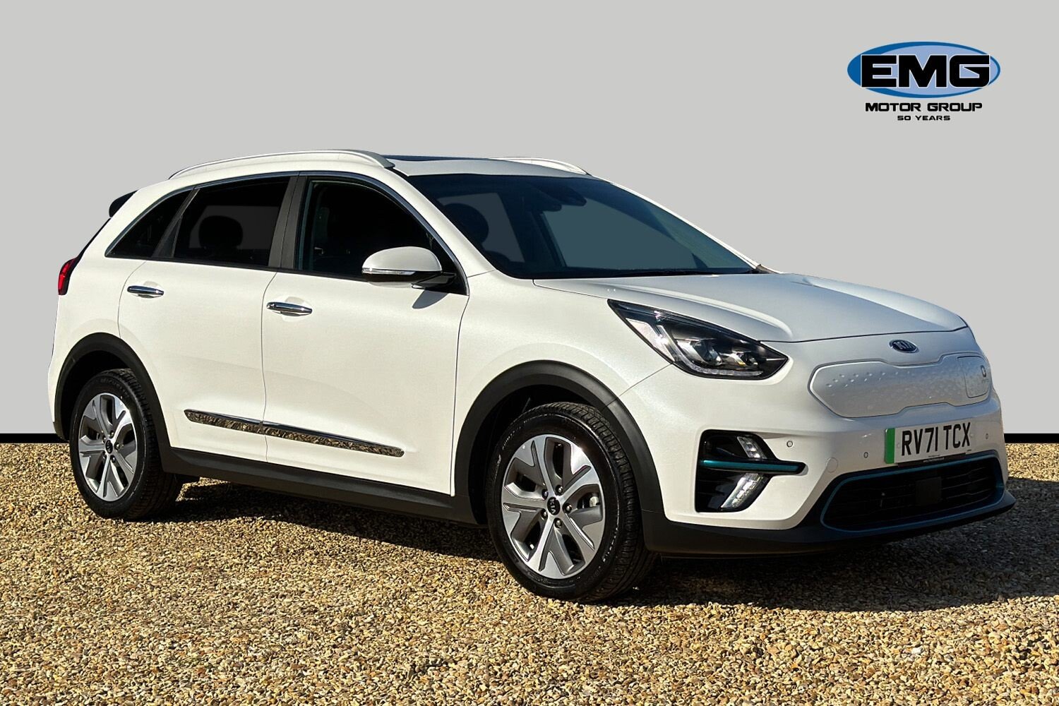 Main listing image - Kia e-Niro