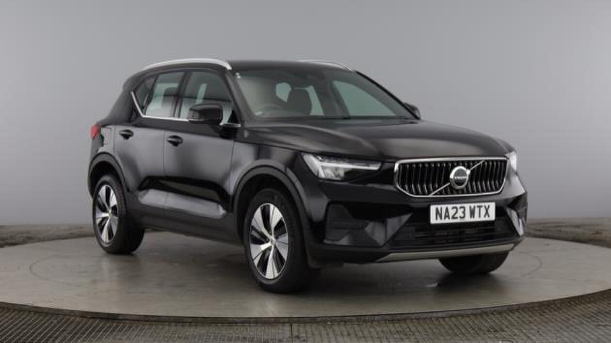 Main listing image - Volvo XC40