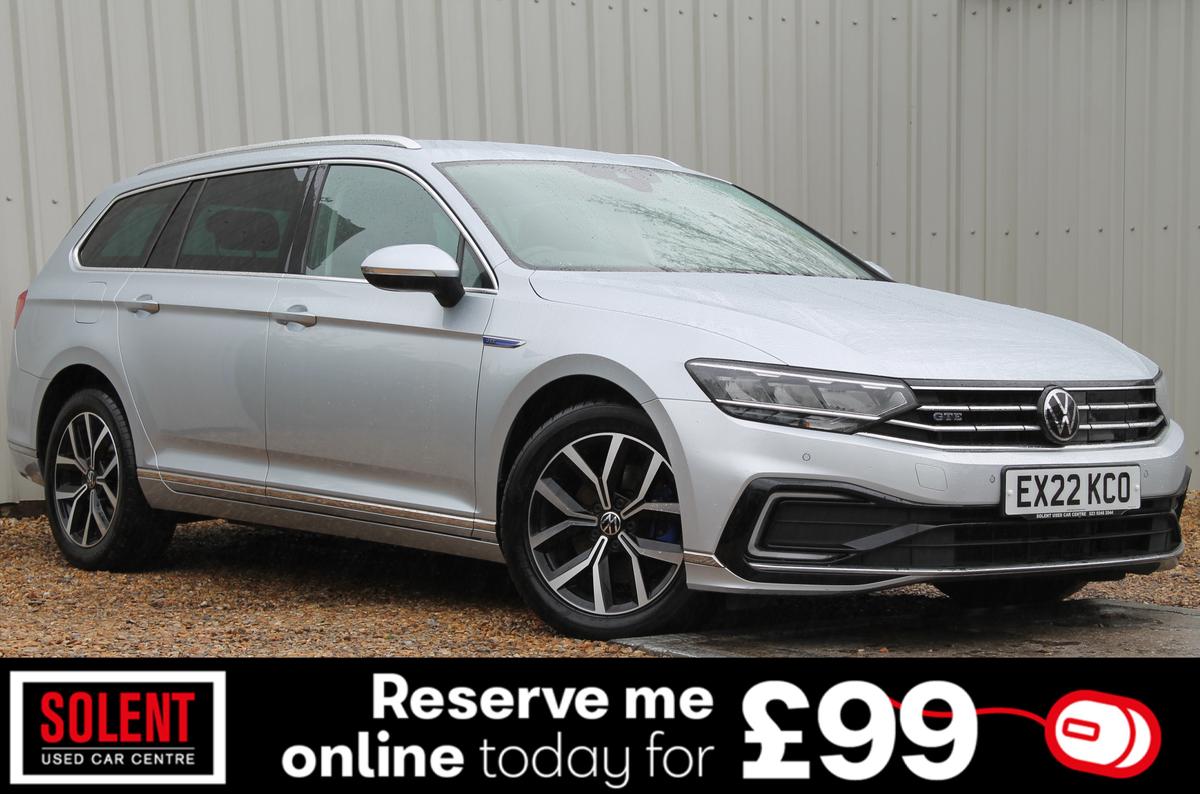 Main listing image - Volkswagen Passat GTE