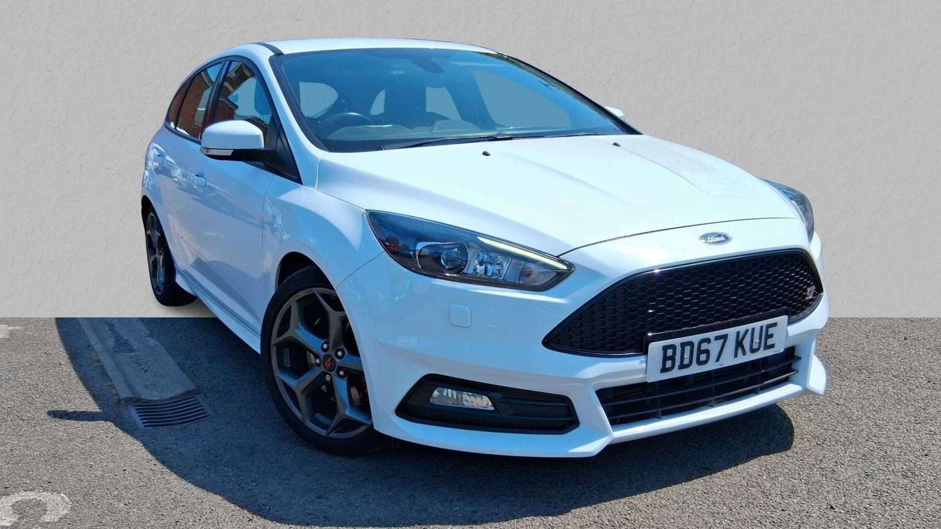 Main listing image - Ford Focus ST