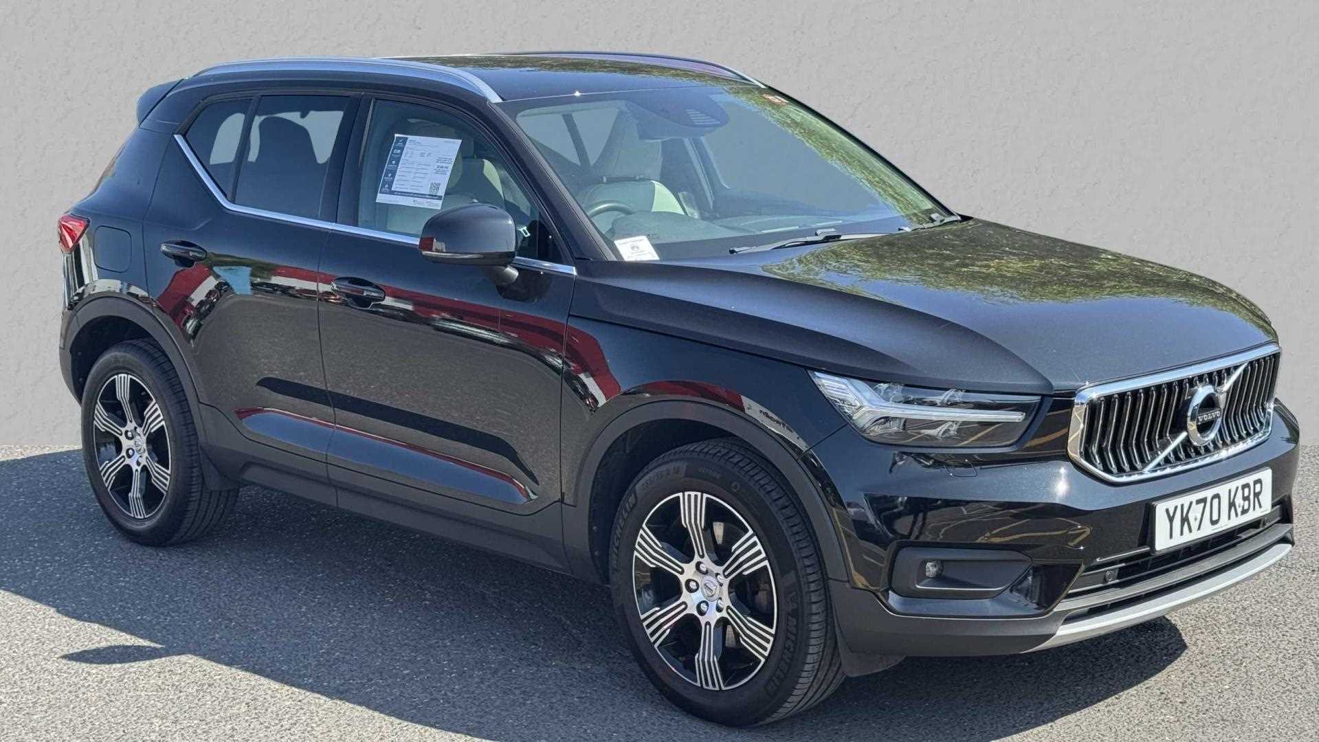 Main listing image - Volvo XC40