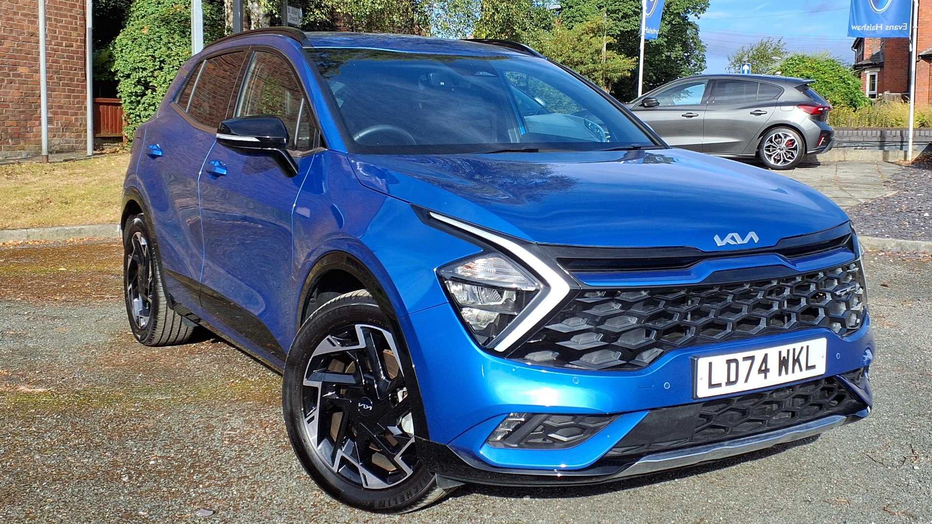 Main listing image - Kia Sportage