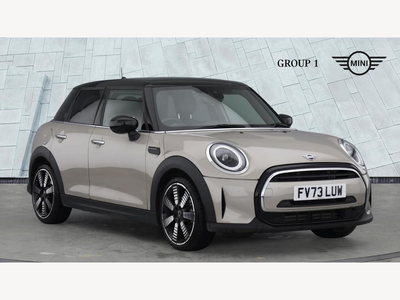 Main listing image - MINI Hatchback 5dr