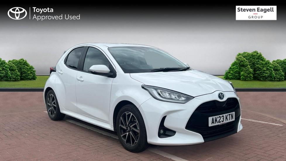 Main listing image - Toyota Yaris