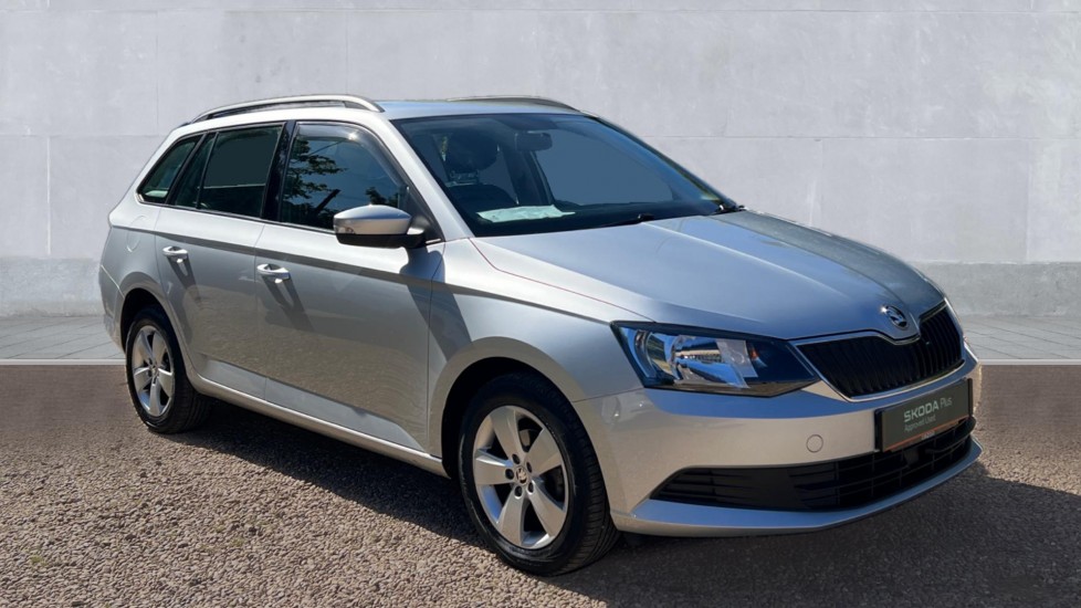 Main listing image - Skoda Fabia Estate