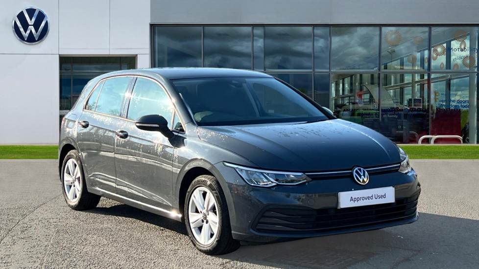 Main listing image - Volkswagen Golf