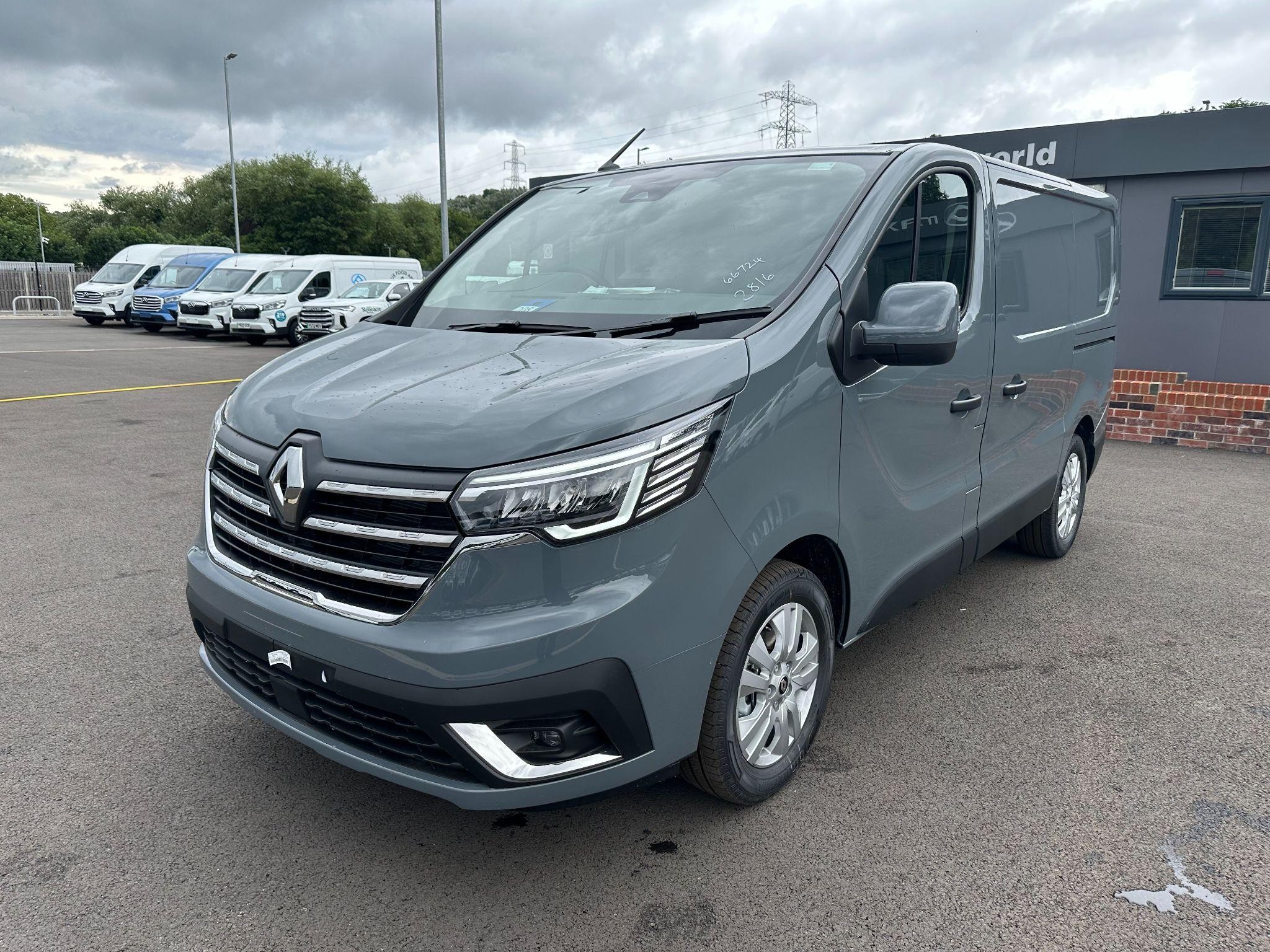 Main listing image - Renault Trafic