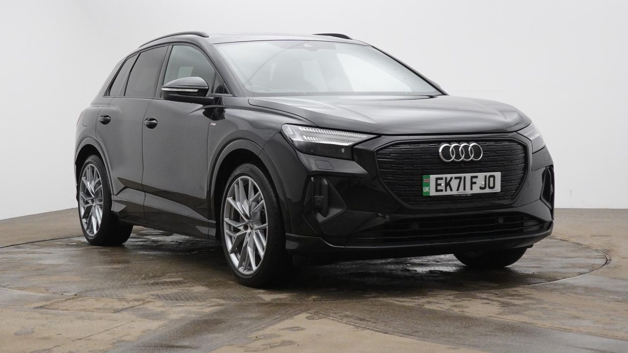 Main listing image - Audi Q4