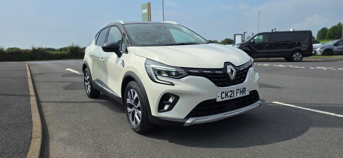 Main listing image - Renault Captur