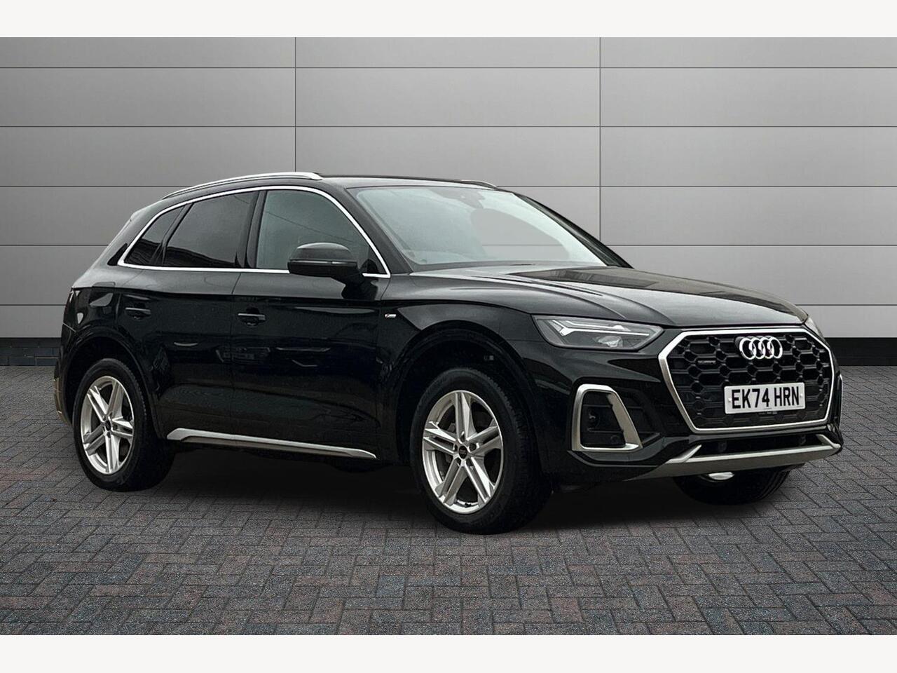Main listing image - Audi Q5