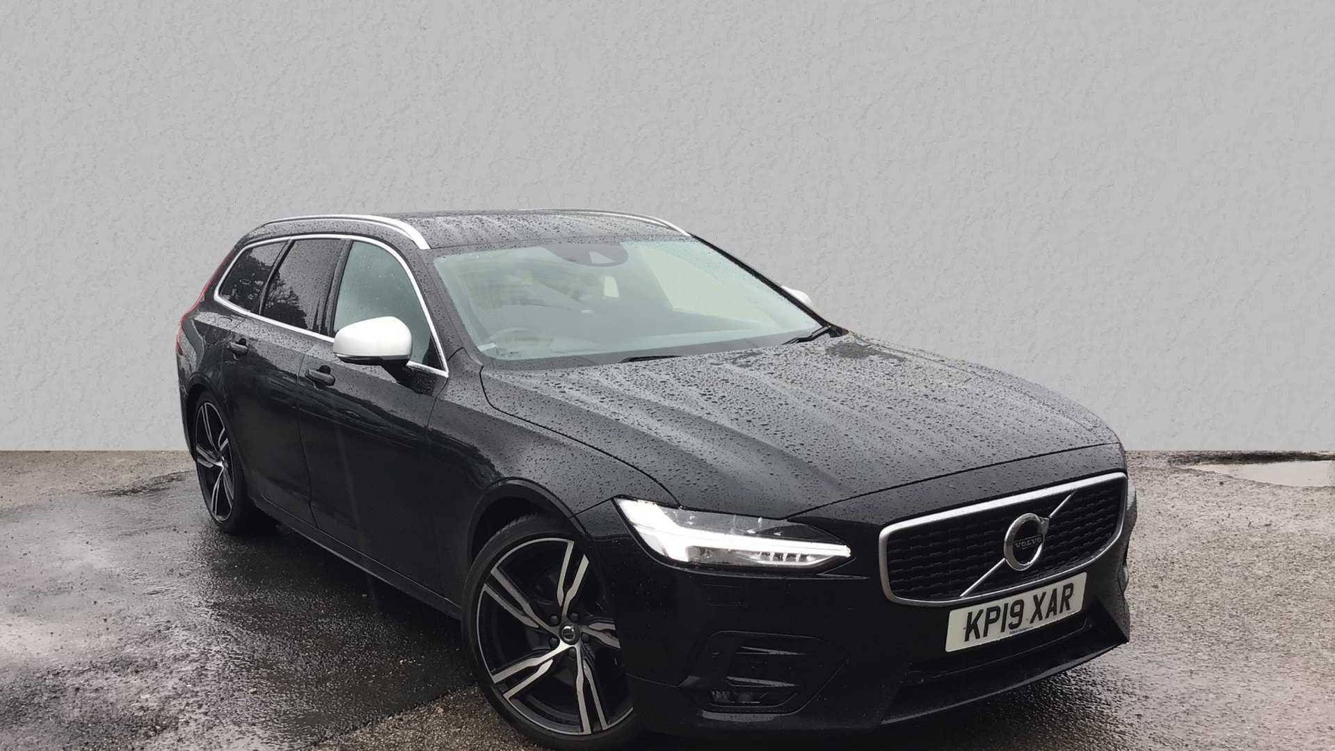 Main listing image - Volvo V90