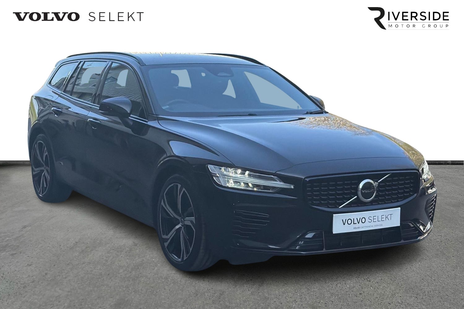 Main listing image - Volvo V60