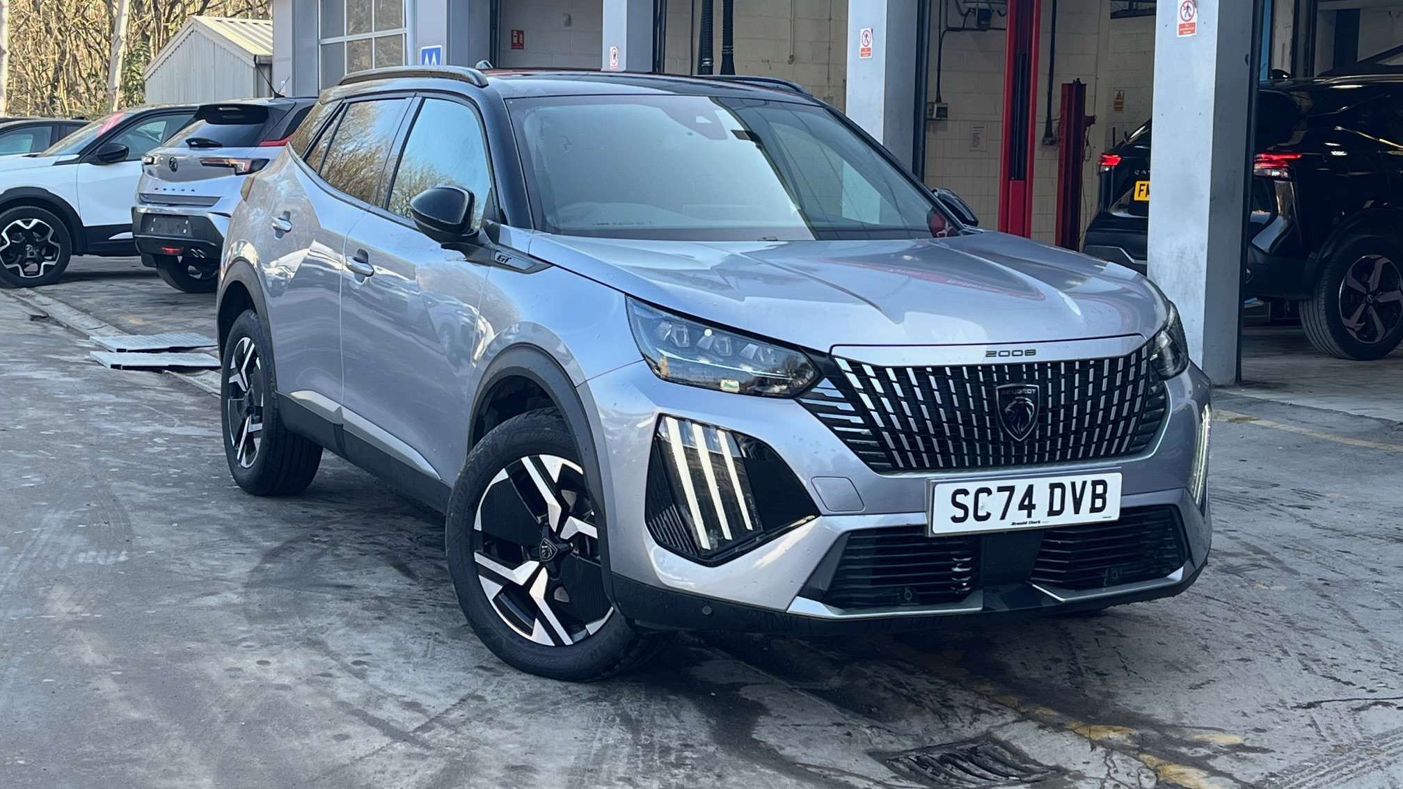 Main listing image - Peugeot 2008