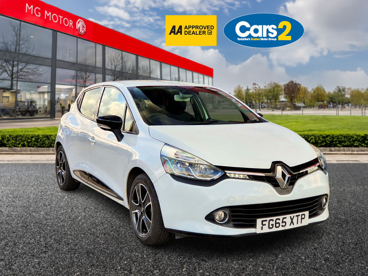 Main listing image - Renault Clio