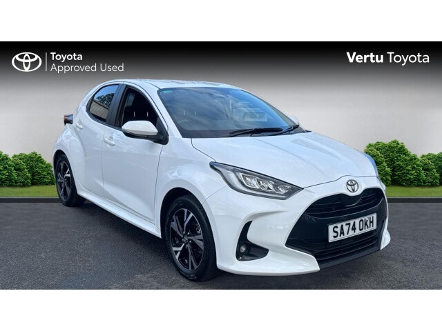 Main listing image - Toyota Yaris