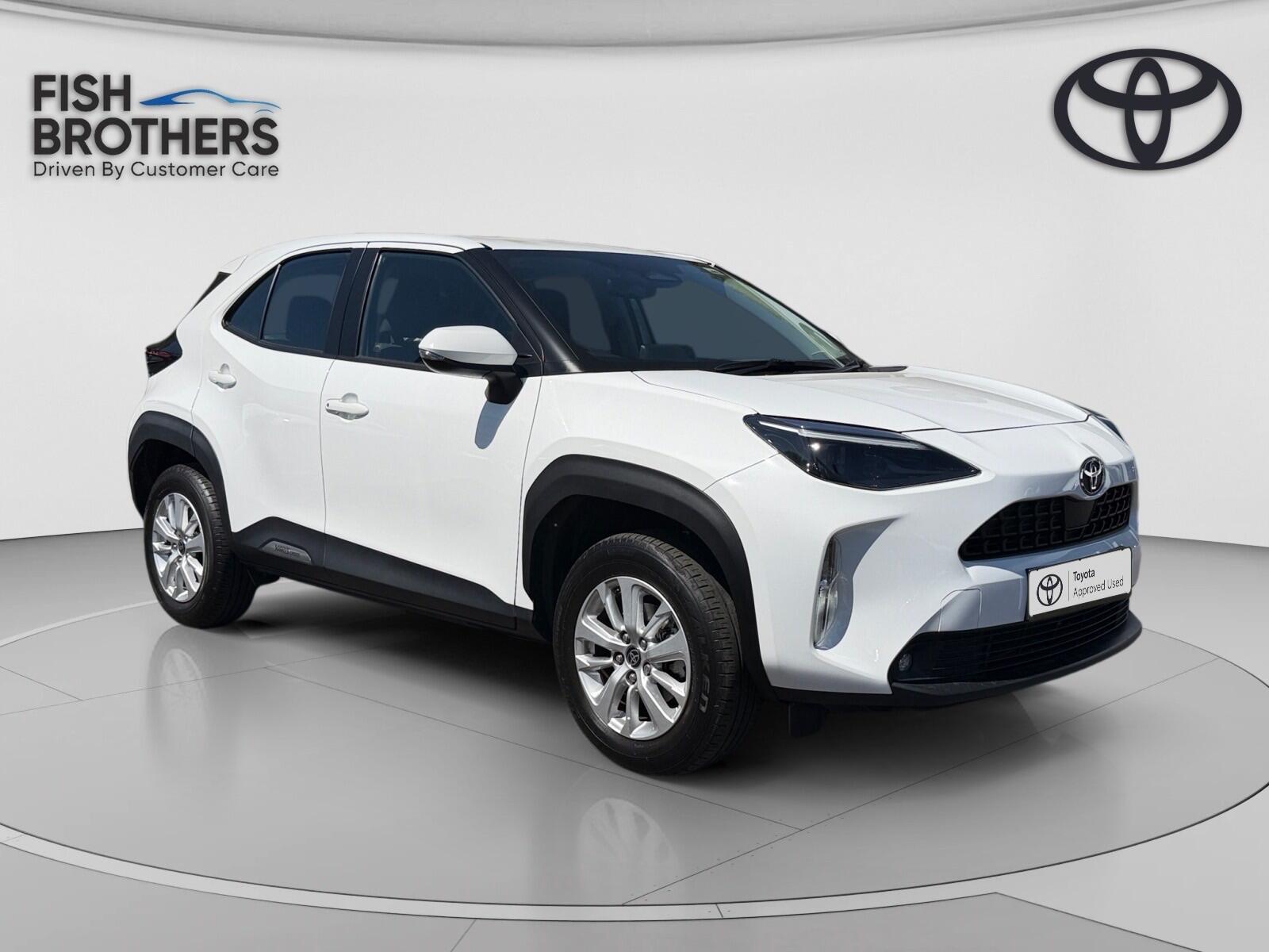 Main listing image - Toyota Yaris Cross