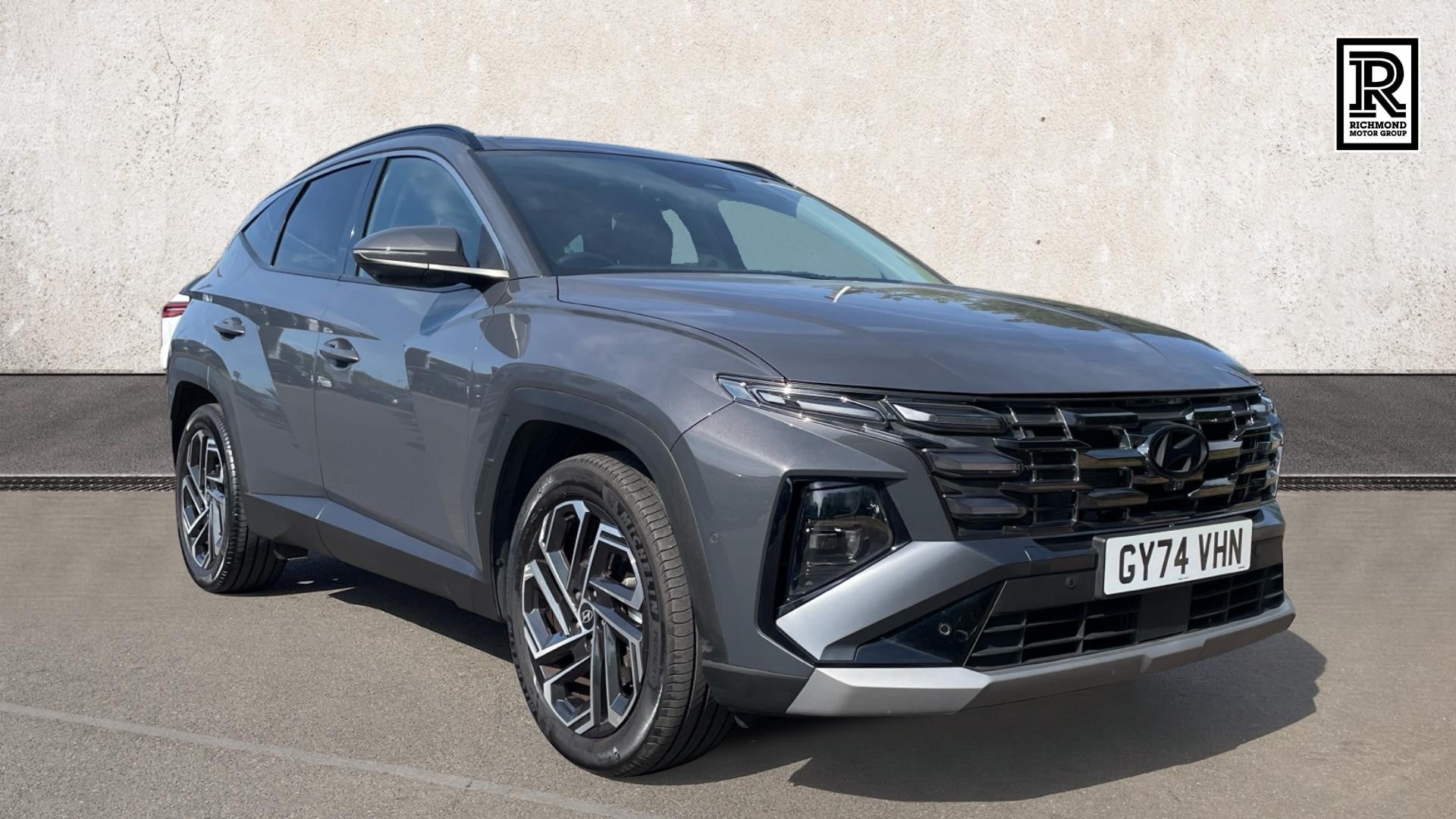Main listing image - Hyundai Tucson