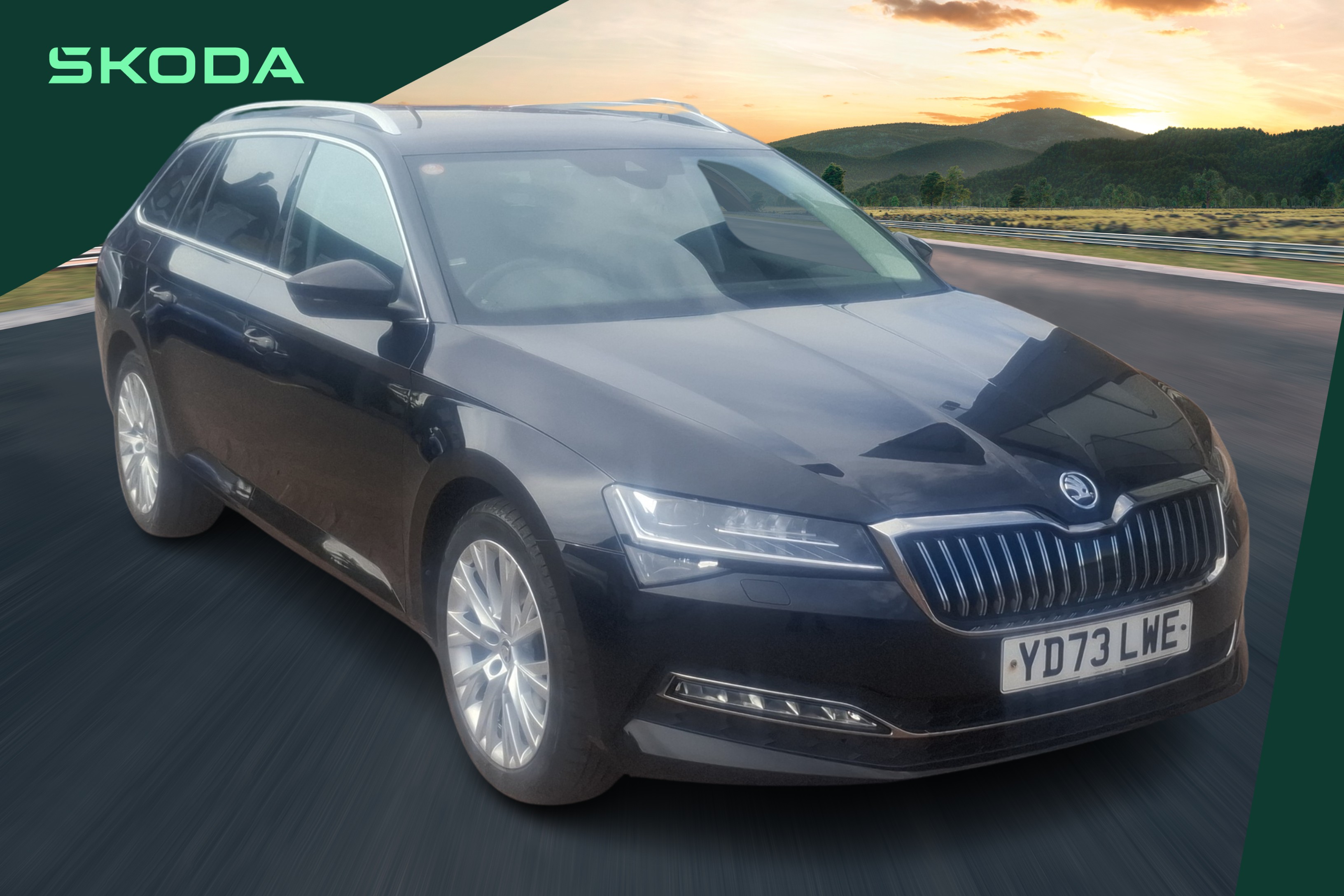 Main listing image - Skoda Superb