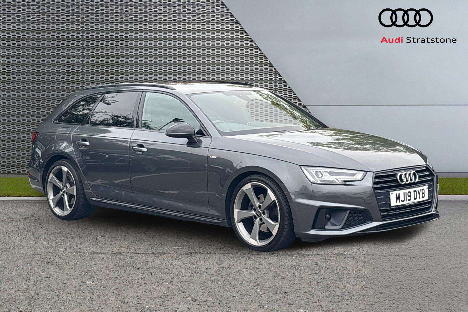 Main listing image - Audi A4 Avant