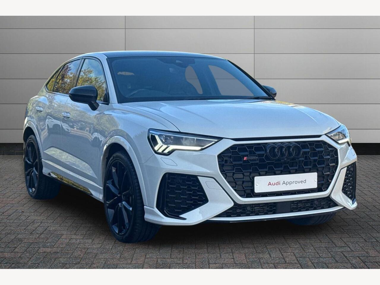 Main listing image - Audi RS Q3